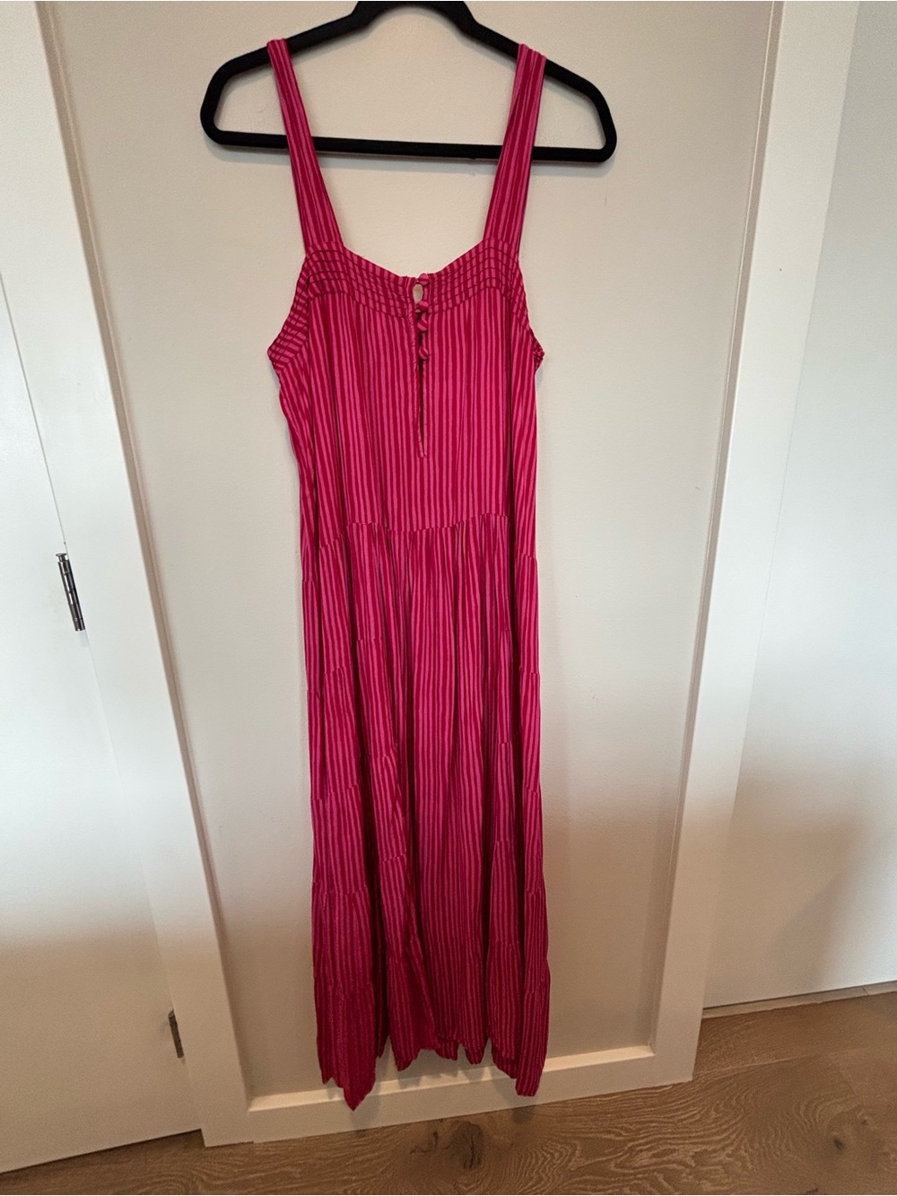 Natalie Martin Rayon Fuchsia Sleeveless Maxi Dress with Matching Sash - Picture 4 of 6